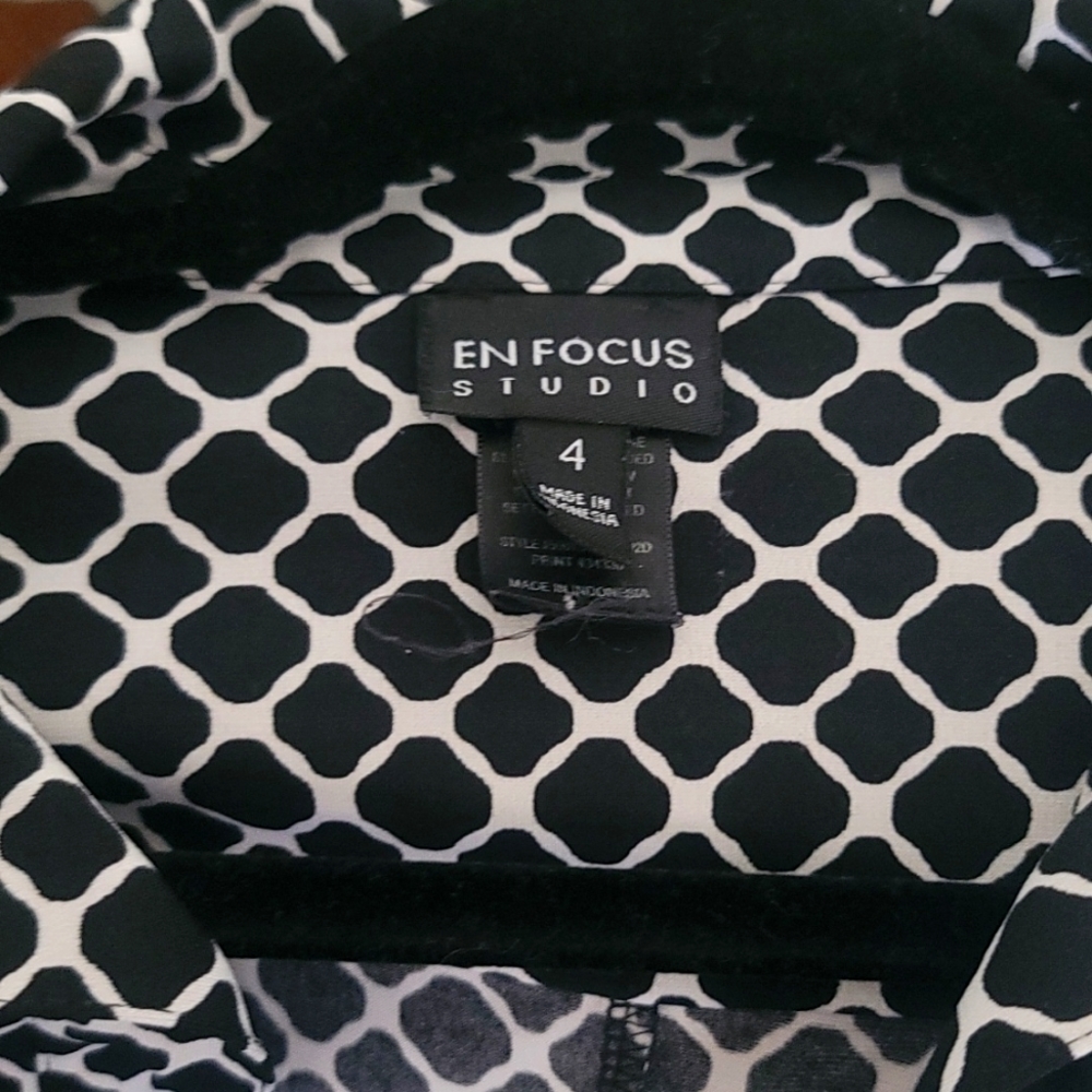 Size 4 black and white dress